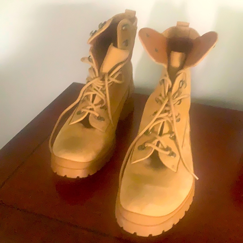 Balzano by Bally work boots size 9 -